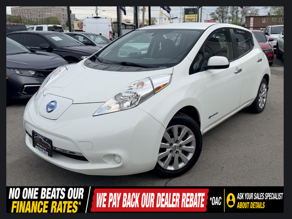 White 2017 Nissan LEAF S Hatchback Front-Wheel Drive Automatic
