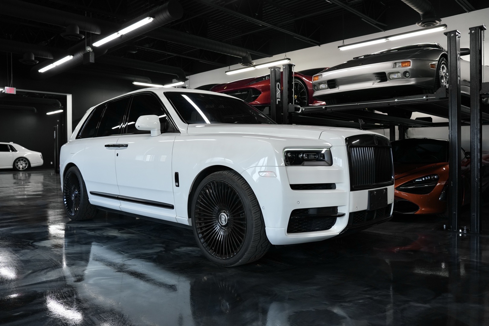 White 2021 Rolls-Royce Cullinan AWD SUV / Crossover All-Wheel Drive Automatic