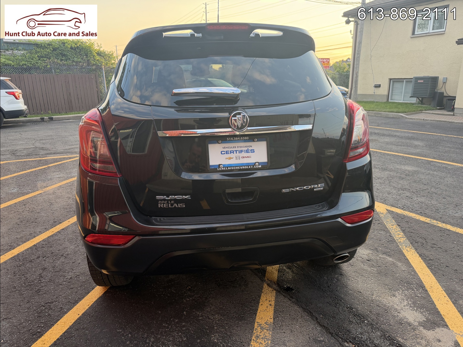 2018 Buick Encore Sport Touring AWD photo 3