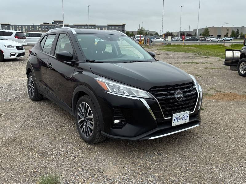 Black 2025 Nissan Kicks SUV / Crossover Front-Wheel Drive Automatic