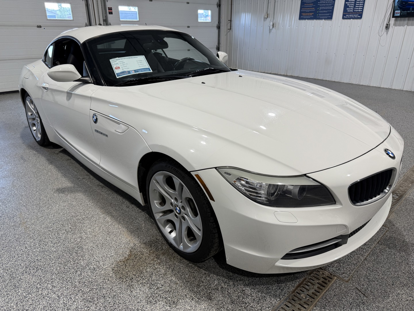 White 2012 BMW Z4 Convertible Rear-Wheel Drive