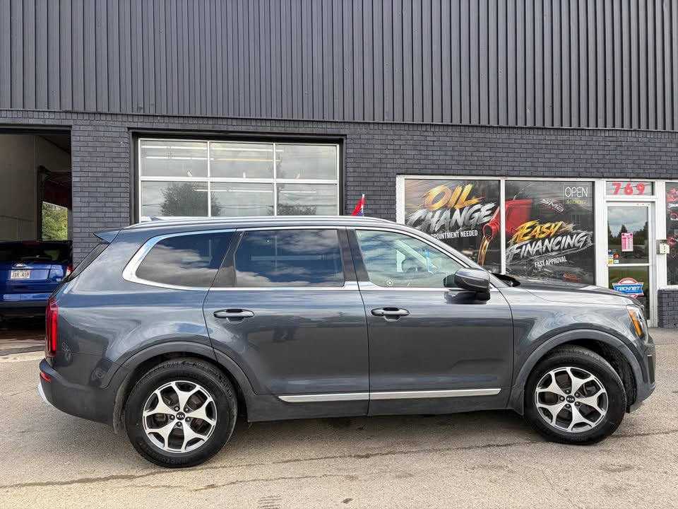  2020 Kia Telluride EX AWD   