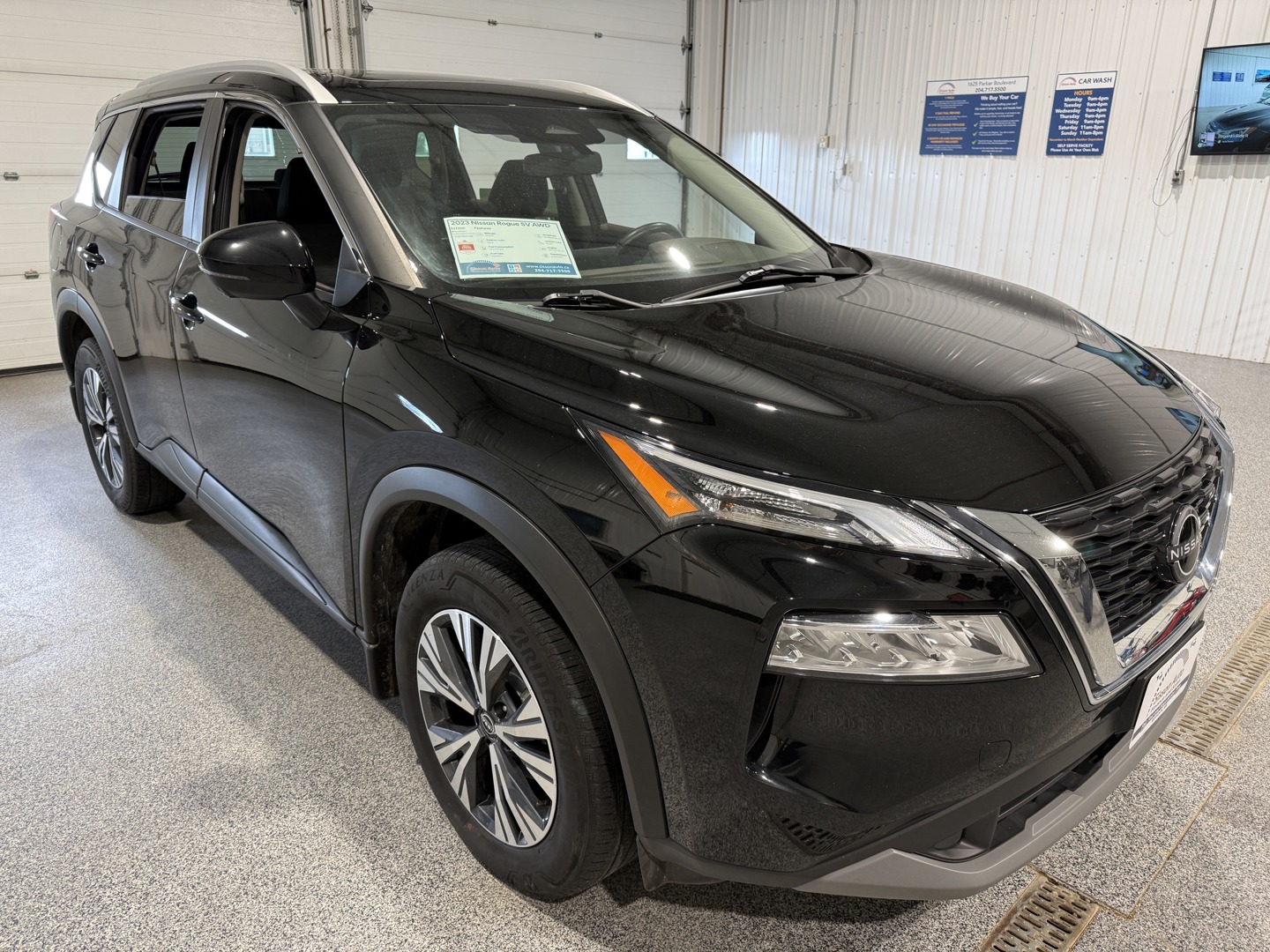  2023 Nissan Rogue SV AWD   