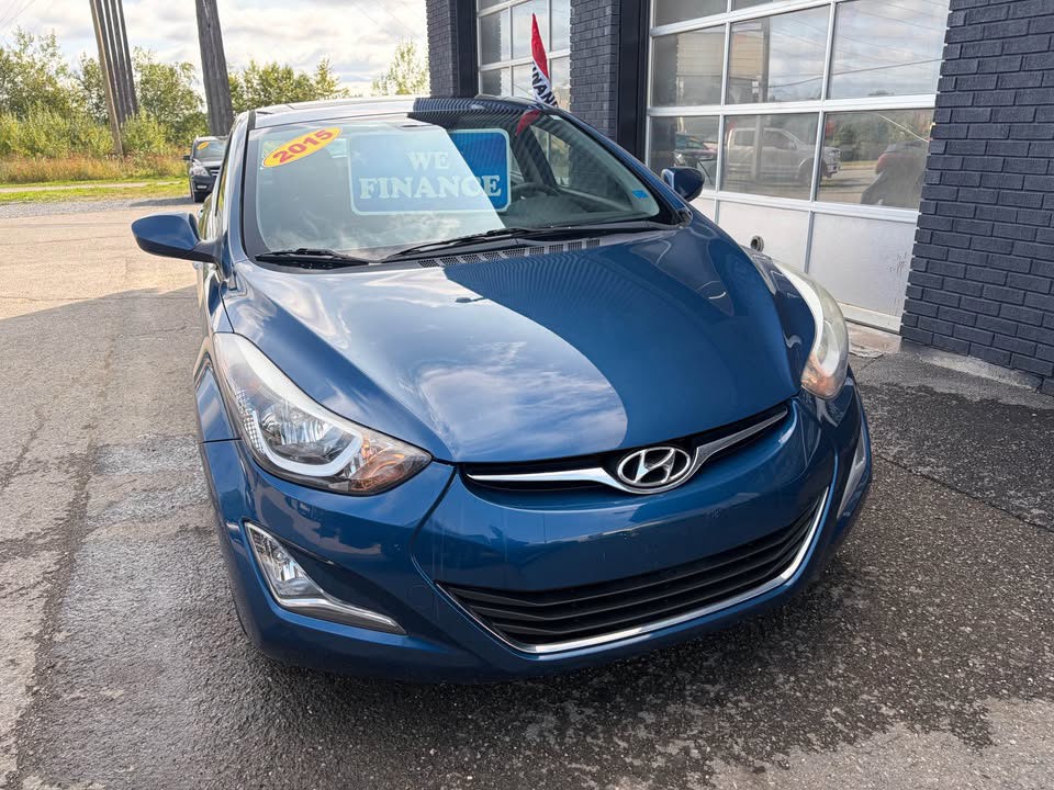  2015 Hyundai Elantra Limited FWD   
